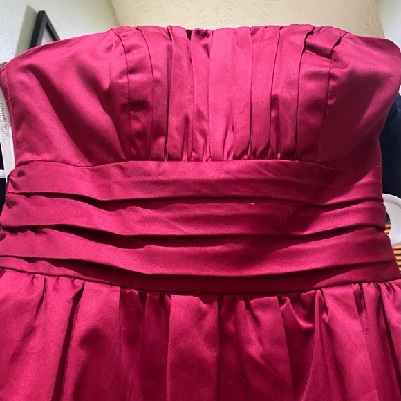 David's Bridal Red Strapless Dress - Picture 4 of 5